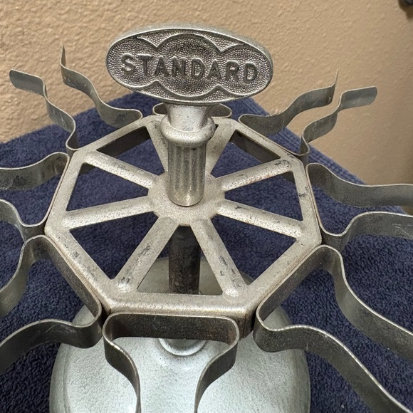 Vintage Standard Rubber Stamp Revolving Rack - Picture 2 of 3